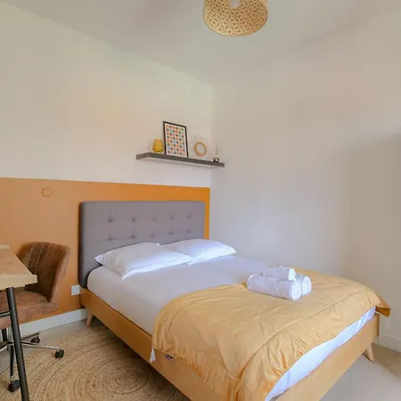 Design Et Convivial Avec Parking Gratuit Apartment