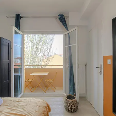 Design Et Convivial Avec Parking Gratuit Apartment