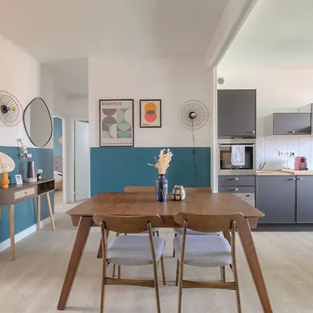 Apartment Design Et Convivial Avec Parking Gratuit Villeurbanne